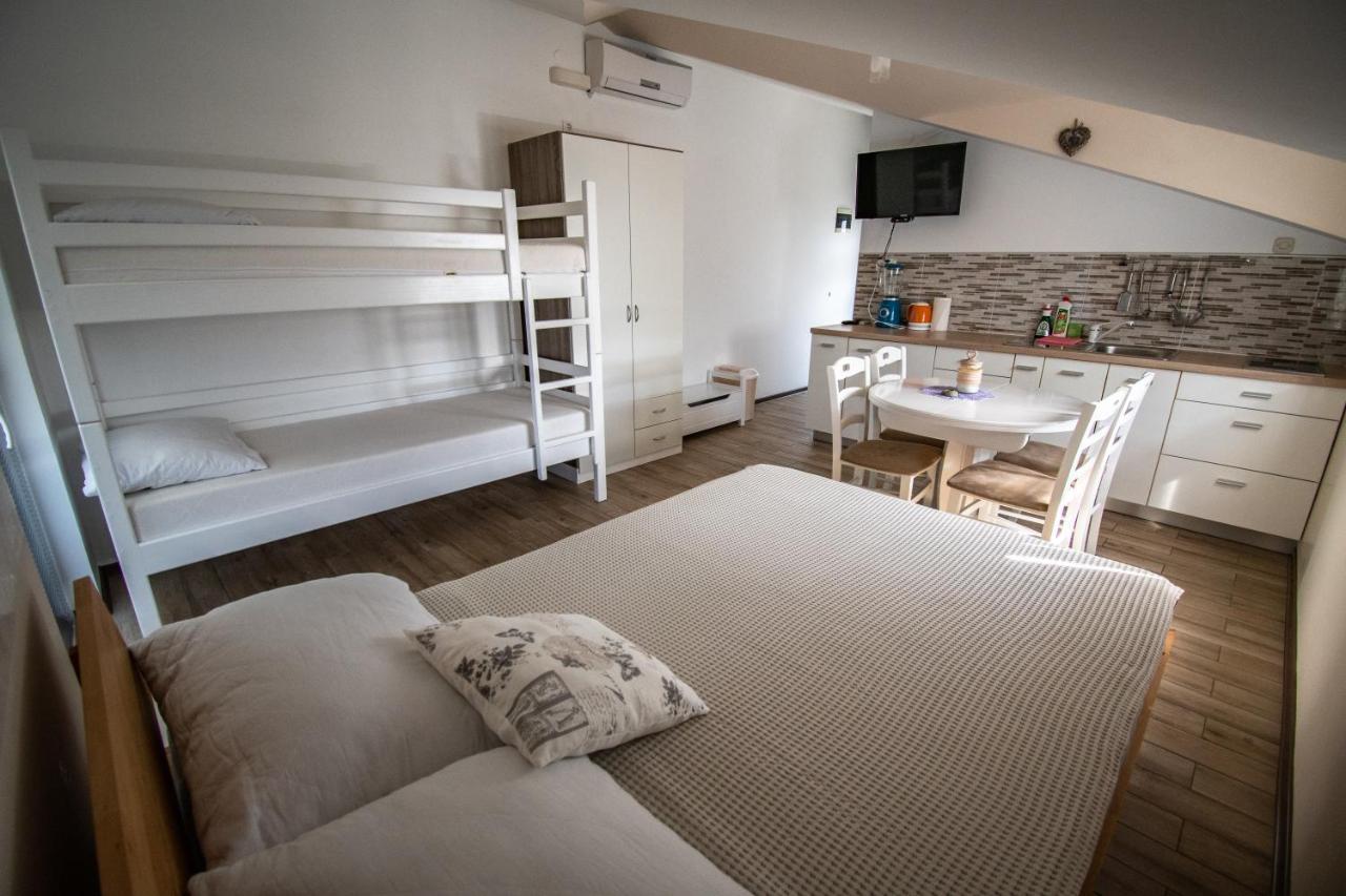 Milena Apartment